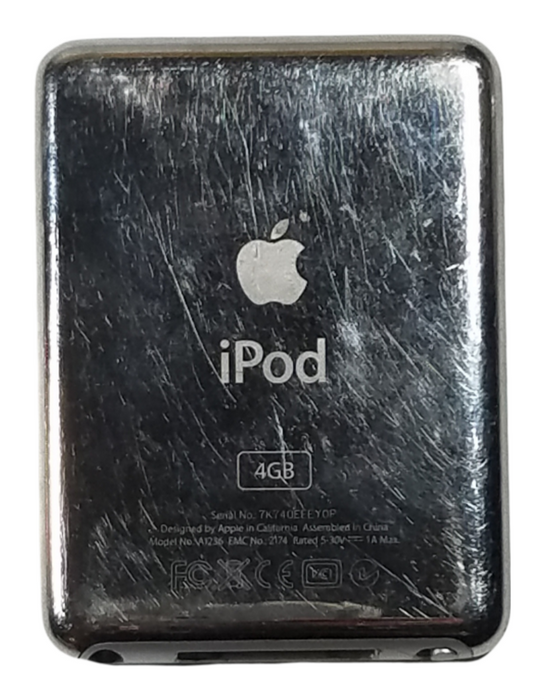 Apple Ipod Nano 3rd Generation MP3 MP4 Player A1236 W/ Genuine 4GB